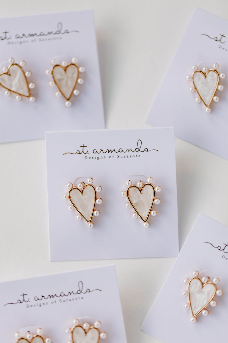 ピアス Pearl And Valentine Heart Earrings StArmands_Oct2023__McSweenPhot