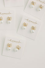 Gold Pearl Sparkler Bows