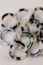 Mini Blonde Tortoise Open Circle Studs