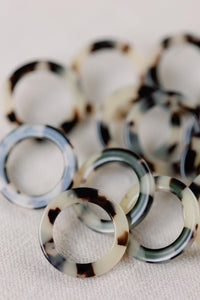 Mini Blonde Tortoise Open Circle Studs