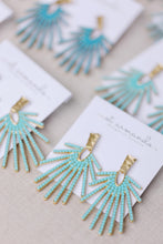 Light Turquoise Sunburst Drops