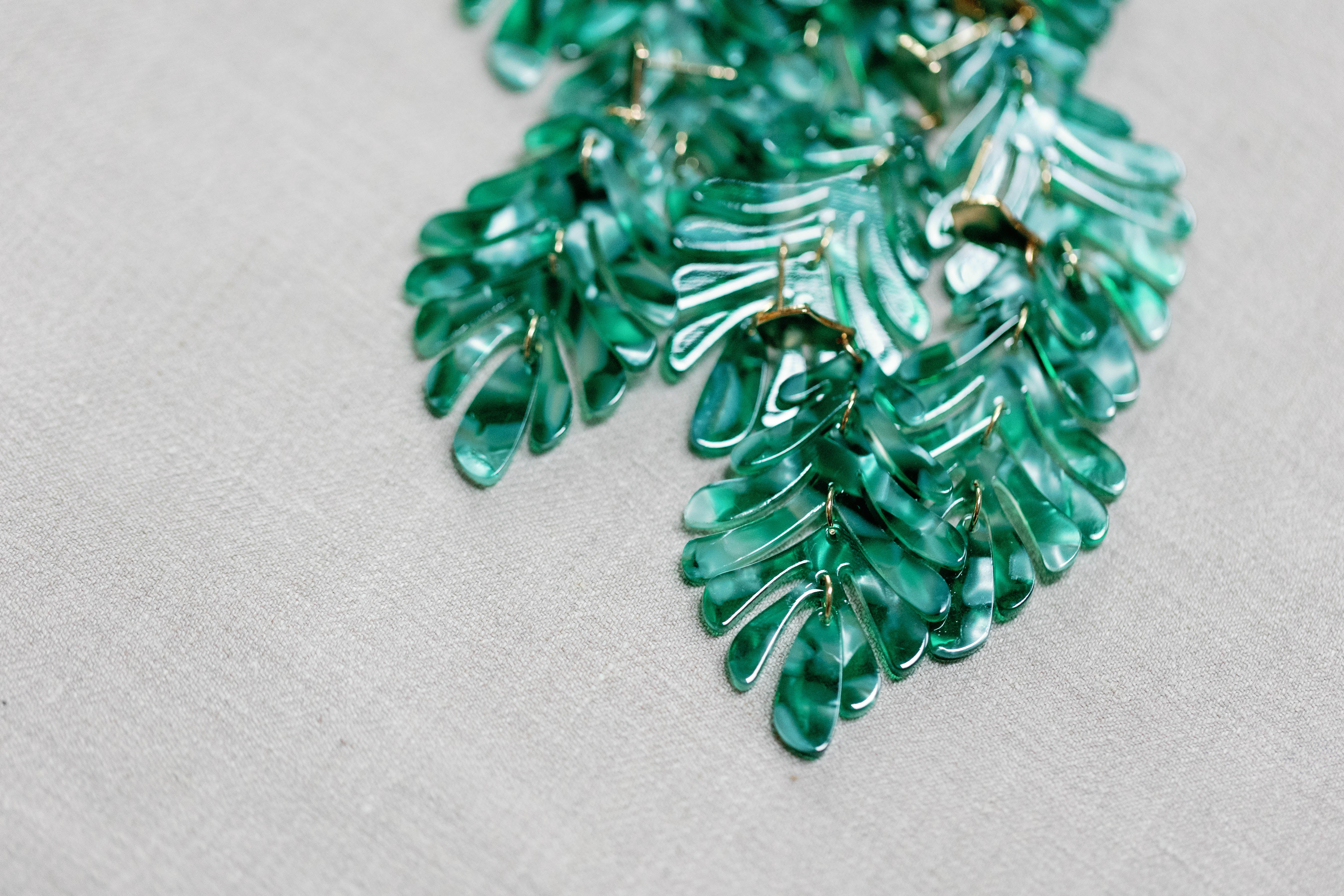 Green Petite Palm Drops